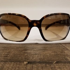 Women sunglasses